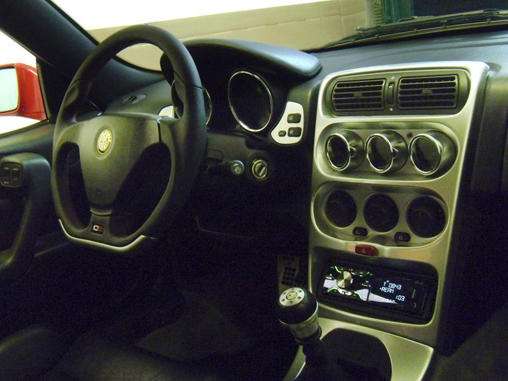 GTV-Q2-Paso-steering.jpg